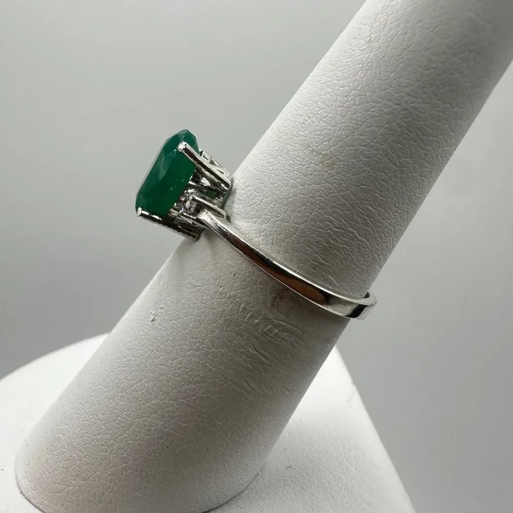 NWOT faceted, oval cut Chrysoprase w/ accent cz diamonds in sterling silver ring